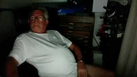 negnilret62 online show from August 2, 9:44 pm