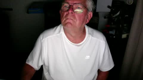 negnilret62 online show from August 3, 10:39 pm