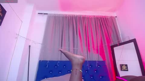  CHIKY  online show from August 15, 5:22 am