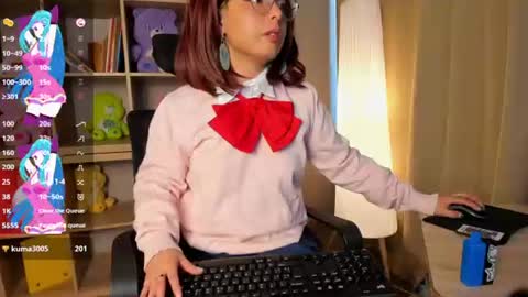 Neko Mochi online show from August 10, 3:35 pm