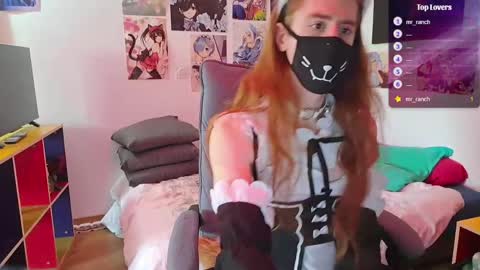 Neko online show from April 20, 1:53 pm