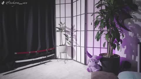 Mely  Ig nekyra san       X nekyra san online show from August 8, 1:44 pm