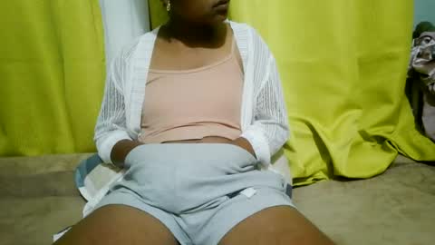 nelia_84 online show from August 11, 6:21 pm