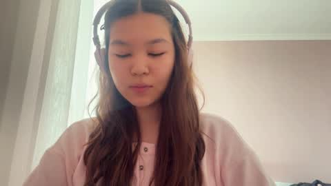 Neli    online show from April 11, 7:52 am