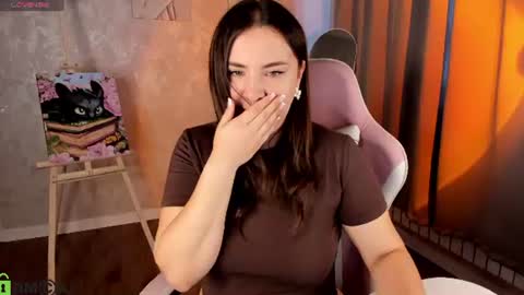 nelie_evans online show from August 6, 1:04 am