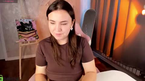 nelie_evans online show from August 6, 4:22 am