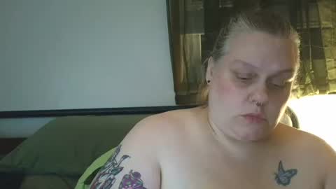Nellie Atlas online show from August 8, 3:28 am