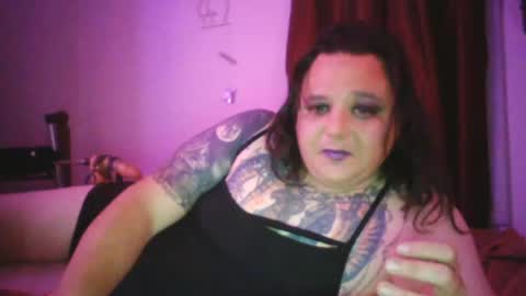 nellimae1989 online show from August 1, 6:30 am