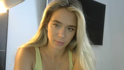 nelly_fortu online show from August 15, 10:41 am