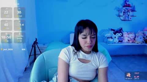 nenitaa_ online show from August 12, 9:28 pm