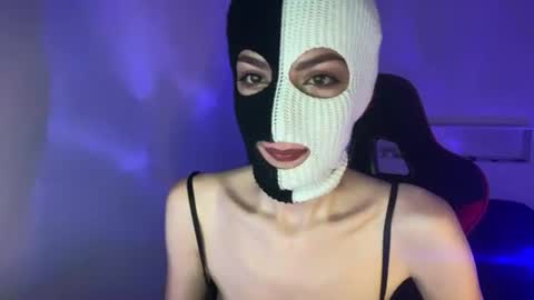 Fieryblow online show from August 18, 1:55 am