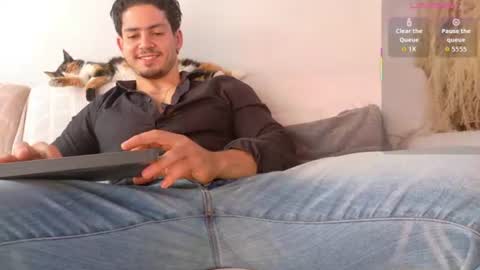 Jordan online show from August 7, 1:33 pm