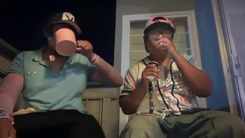 neonxromi online show from June 29, 7:34 am