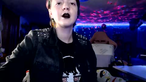 NerdySquirty online show from August 6, 7:18 am