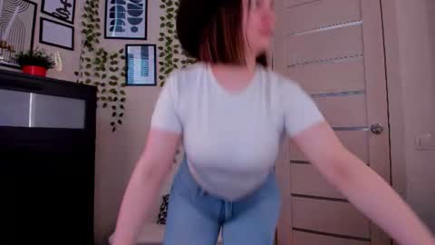 nero_asta online show from August 1, 10:54 am