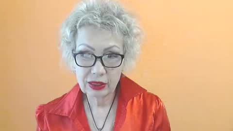 NessyJenixs online show from May 18, 12:49 pm