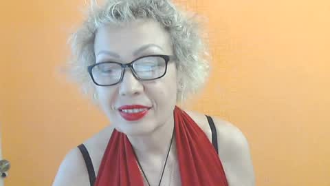 NessyJenixs online show from June 19, 1:33 pm