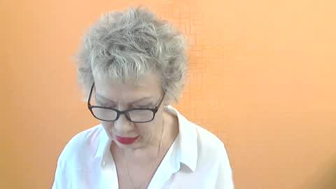NessyJenixs online show from July 19, 1:57 pm