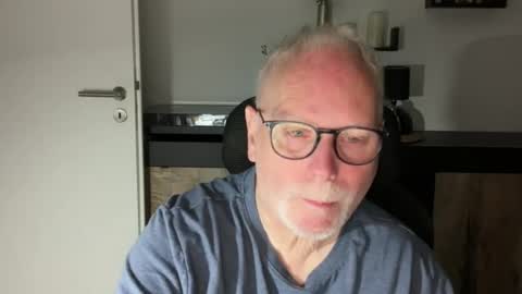 nettermann1968 online show from August 17, 4:17 am