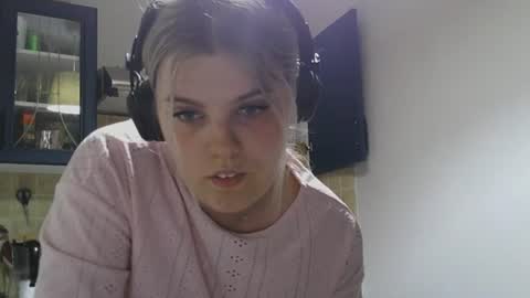 never_enoughh online show from July 26, 6:57 pm