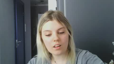 never_enoughh online show from August 15, 12:09 pm