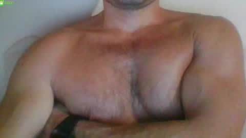 newtyguy90 online show from August 6, 5:28 am