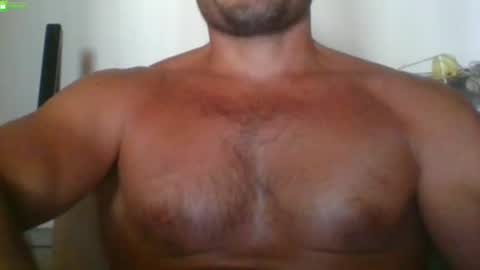 newtyguy90 online show from August 11, 4:42 pm