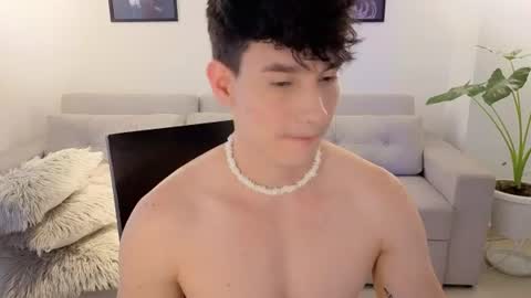   online show from July 28, 9:54 pm