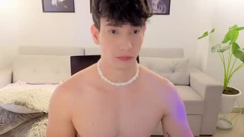   online show from August 7, 10:21 pm