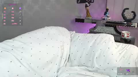Sandra online show from August 12, 4:31 pm