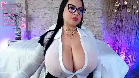Sandra online show from August 15, 3:38 pm