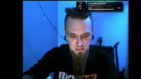 nezvers online show from March 13, 5:53 pm