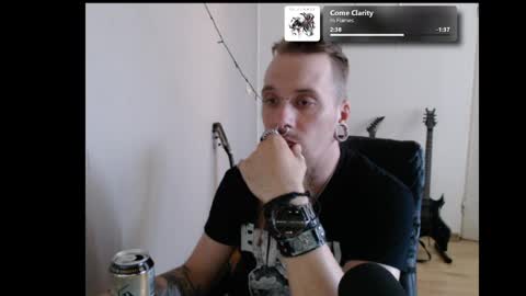 nezvers online show from May 28, 3:37 pm