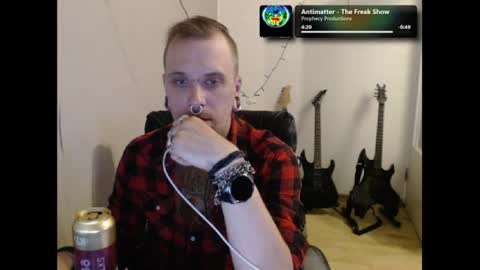 nezvers online show from June 25, 7:17 pm