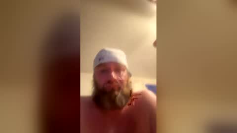 nflfanboy23 online show from June 4, 3:21 am