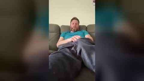 nflfanboy23 online show from August 12, 7:16 pm