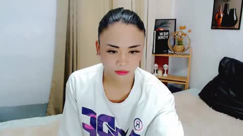 nhics_and_hades online show from August 15, 5:55 am