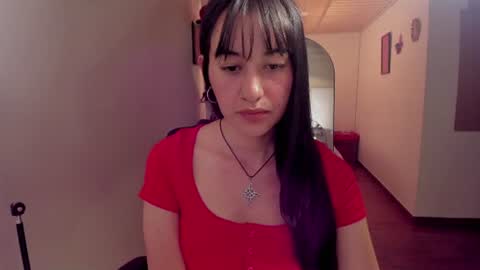 Nia online show from June 19, 7:36 pm