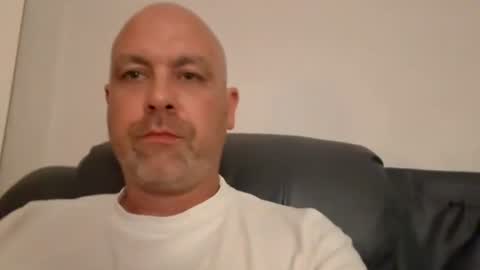 niallob online show from August 12, 10:01 pm