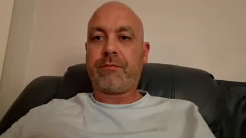 niallob online show from August 13, 9:07 pm