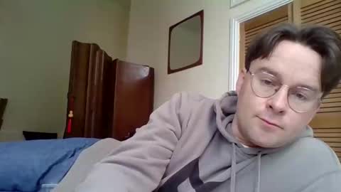 niallthewanderer online show from April 3, 4:37 pm