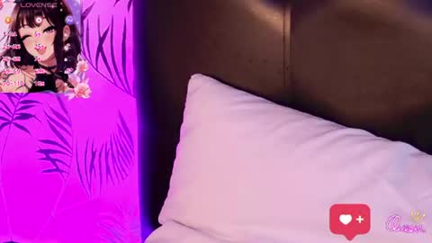nia online show from August 17, 9:53 pm
