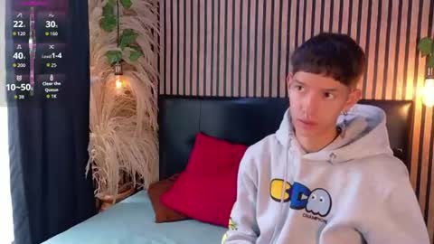 jorge y noah online show from August 15, 12:31 pm