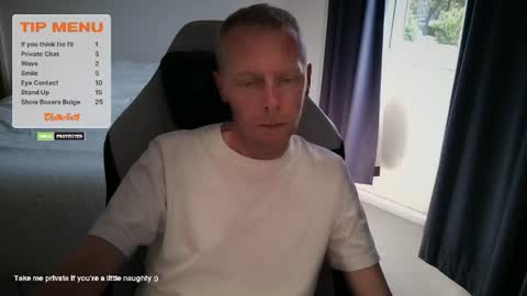 nice_chat_guy online show from July 24, 1:03 pm