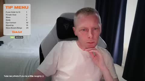 nice_chat_guy online show from July 25, 3:27 pm