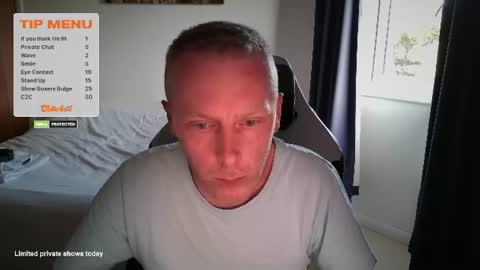 nice_chat_guy online show from August 1, 6:47 pm