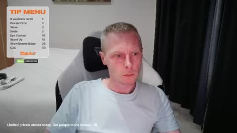 nice_chat_guy online show from August 1, 7:53 pm