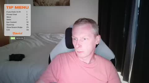 nice_chat_guy online show from August 11, 5:04 pm