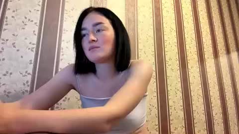 Evie online show from August 15, 5:28 pm