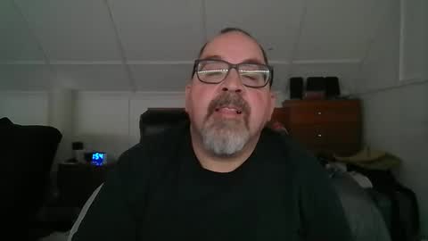 niceguy7208 online show from May 18, 5:52 am